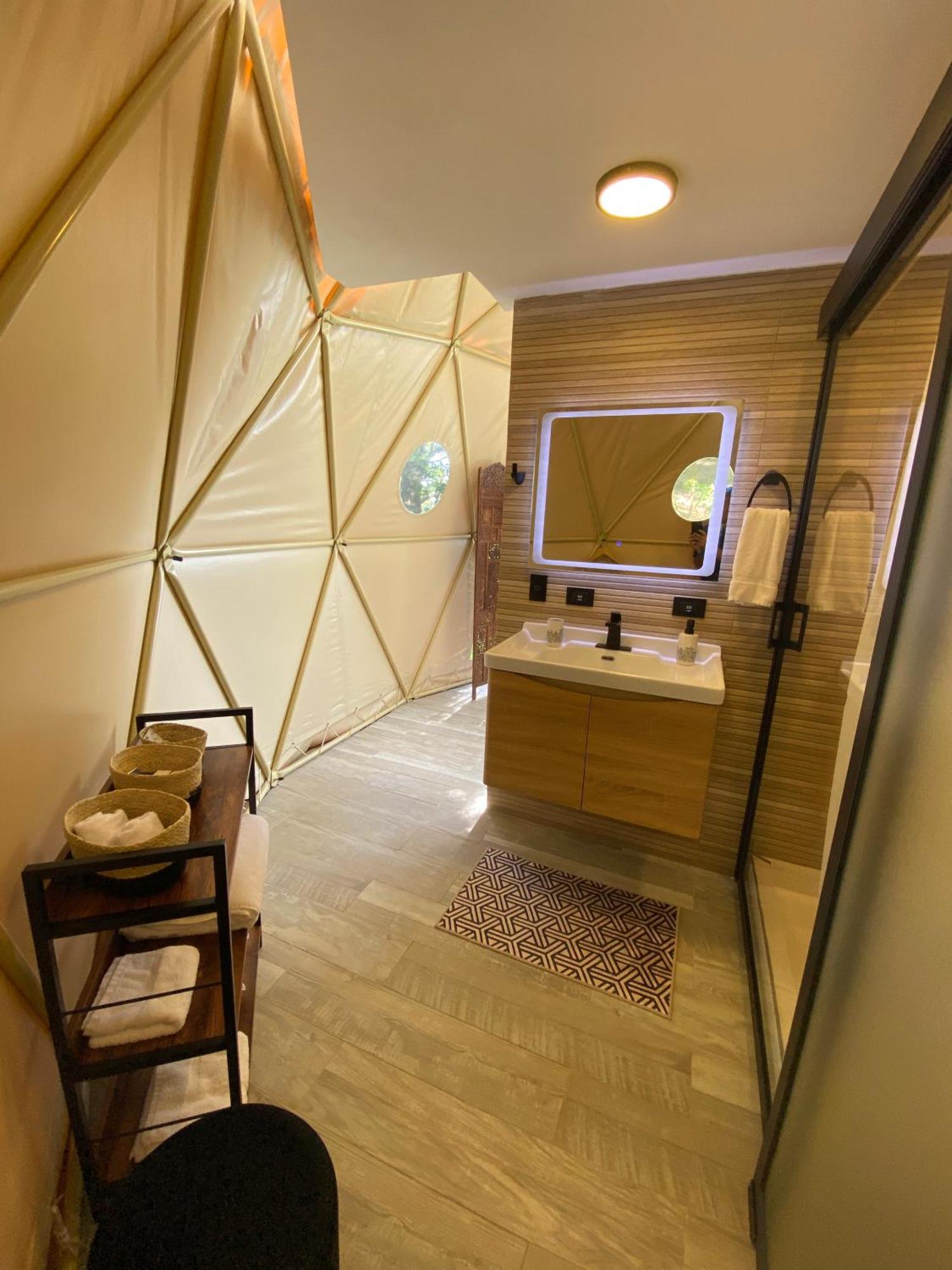Way To Heaven Glamping 호텔 Monteverde 외부 사진